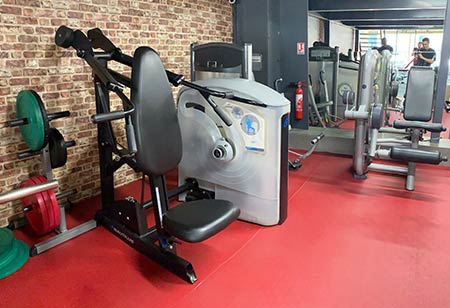 Ardeche-Fitness-espace-machine-guidee